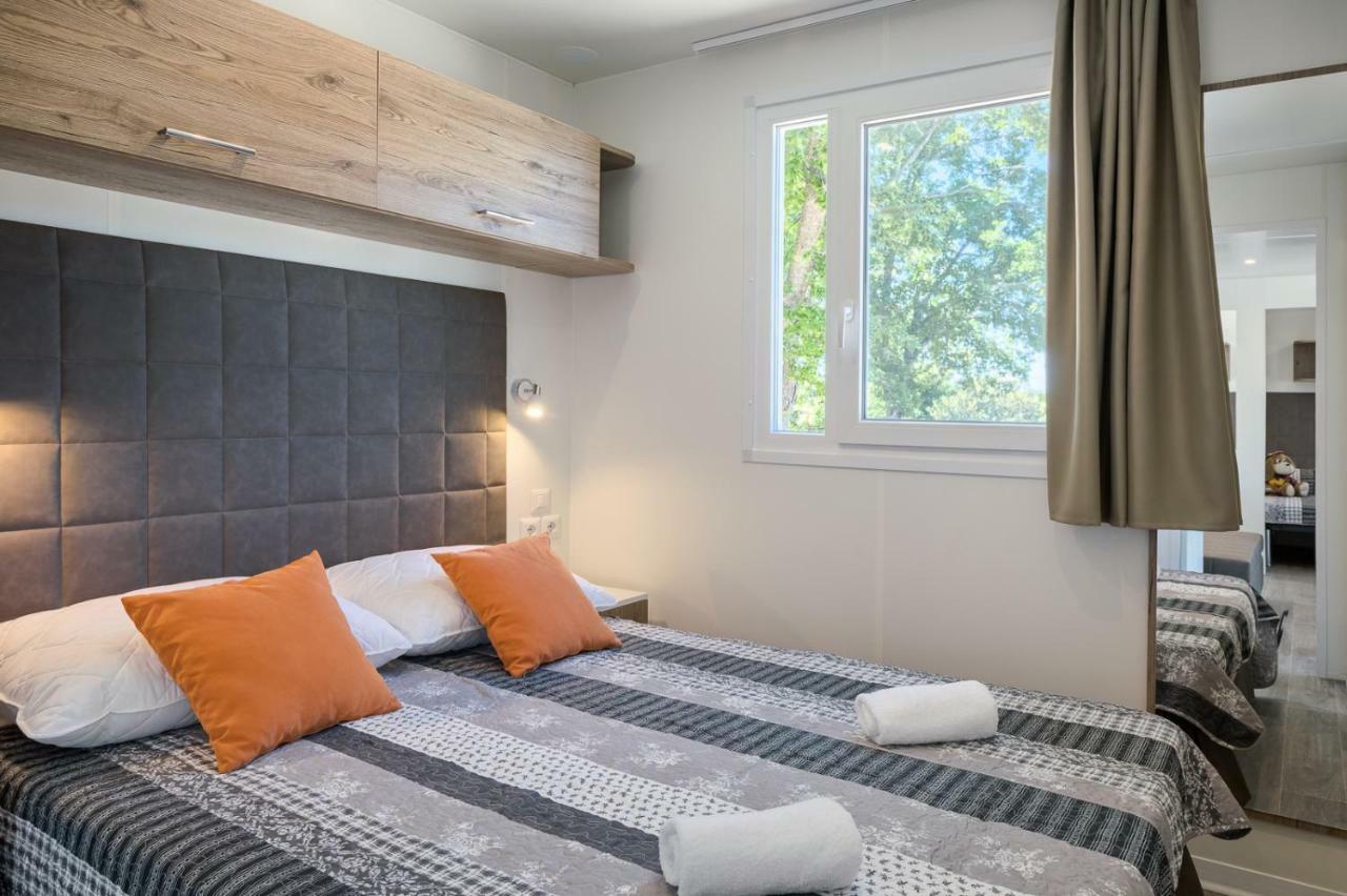 Mobile Homes - Lanterna Premium Camping Resort Тар Экстерьер фото