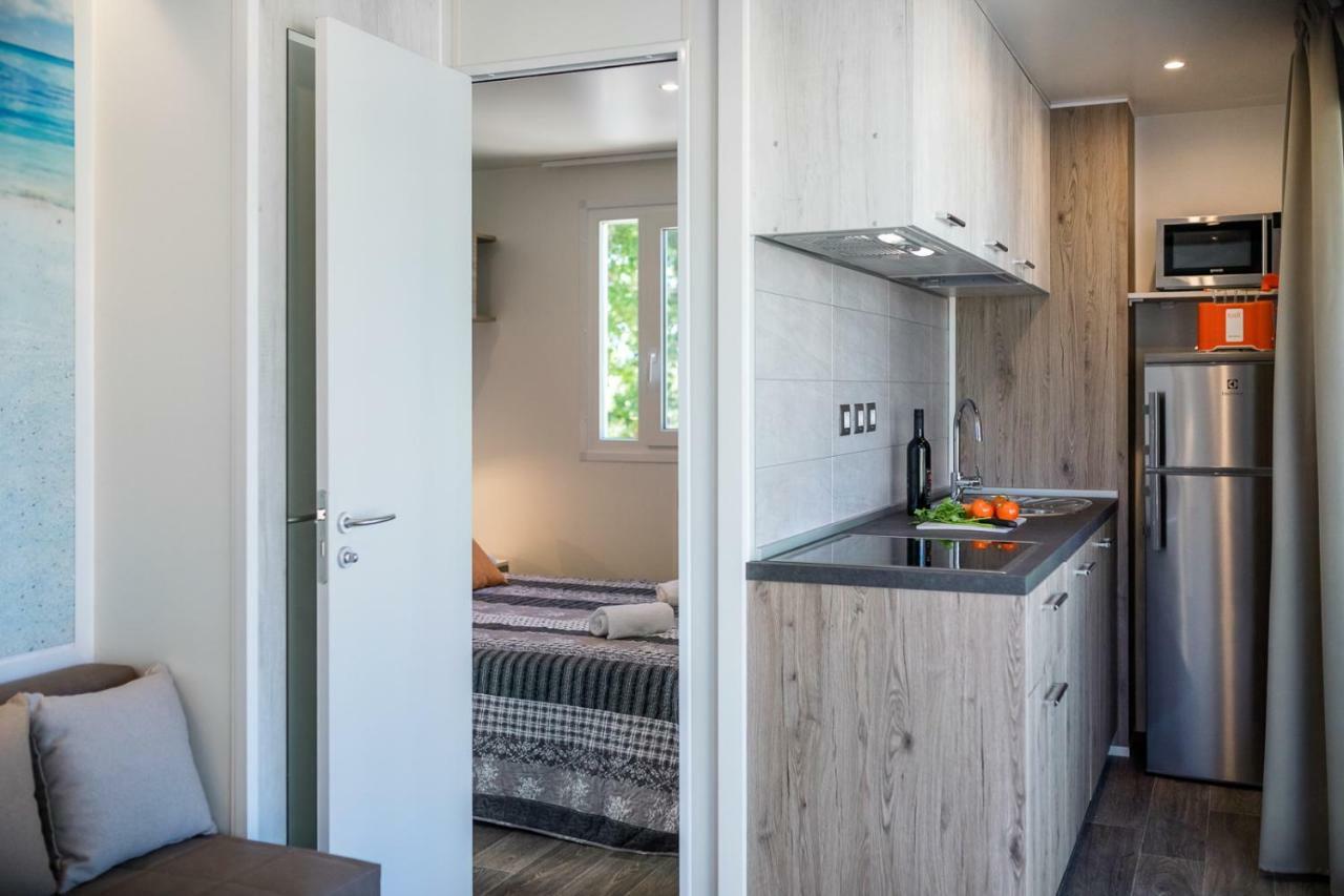 Mobile Homes - Lanterna Premium Camping Resort Тар Экстерьер фото